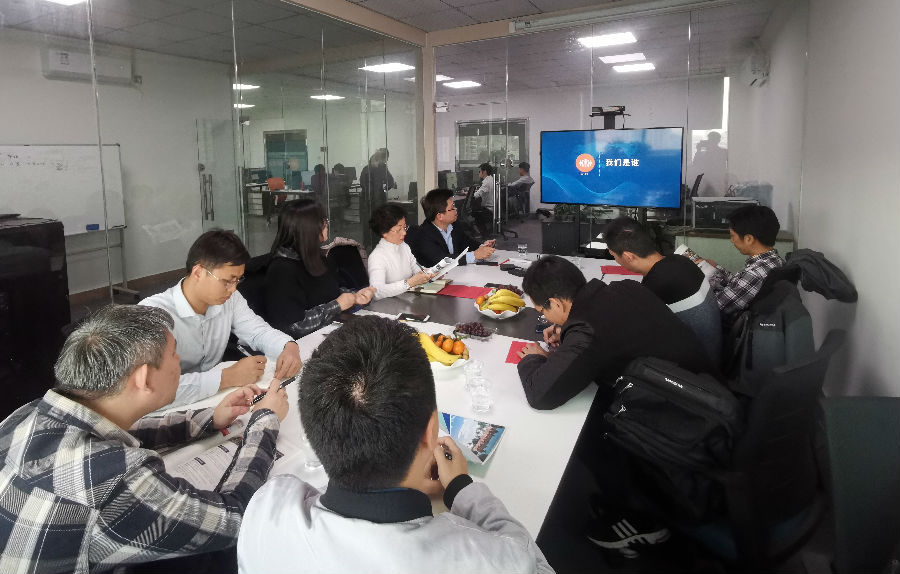 学院网站2.jpg
